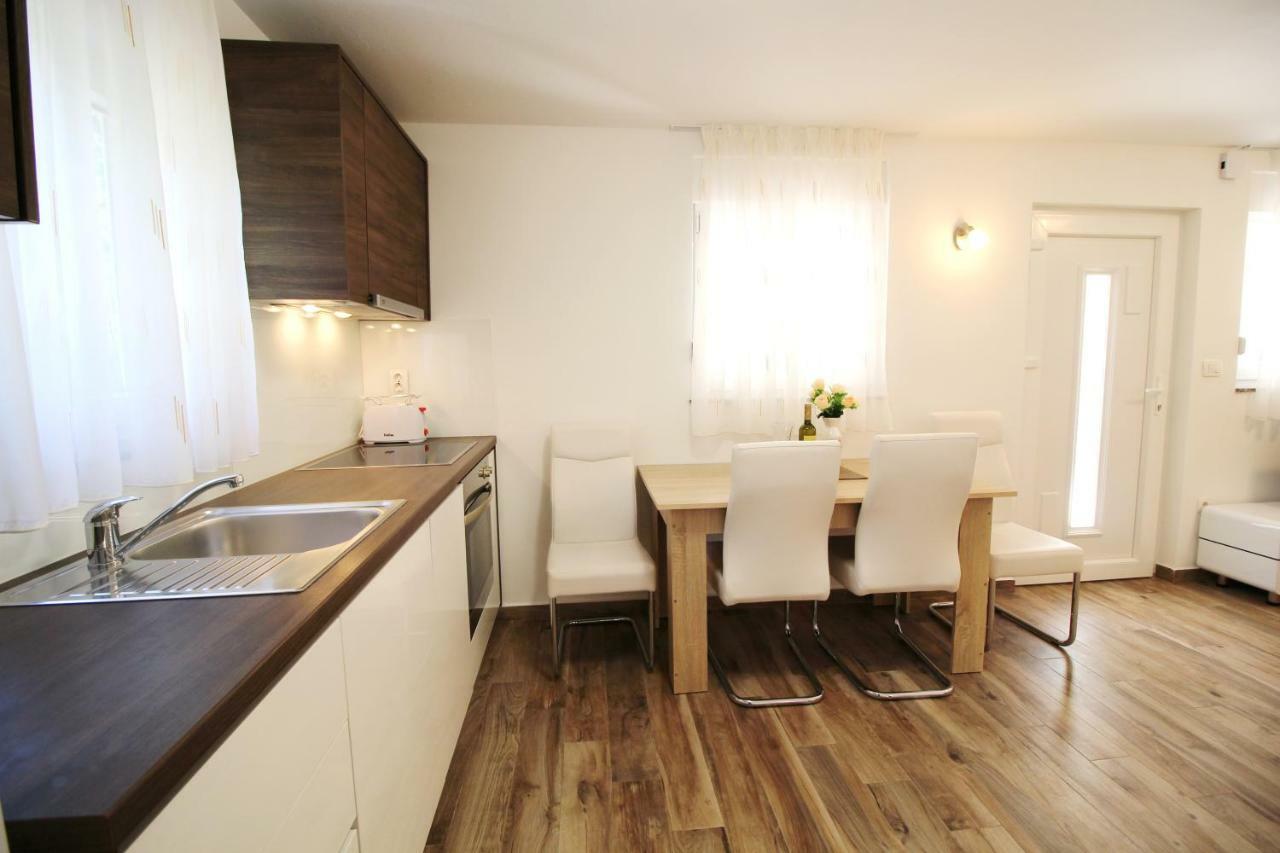 Apartments Buskulic Петркане Екстериор снимка